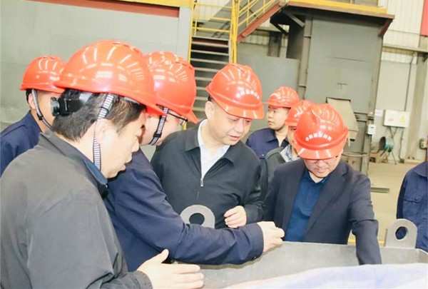 中陜核集團(tuán)副總經(jīng)理岳榮昌一行到中陜核新材料有限公...
